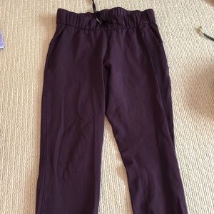 Lulu lemon on the fly pant